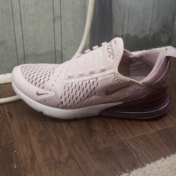 7.5 women's Airmax - Picture 2 of 3